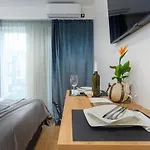 Appartement Lilly With Private Parking And Private Garden-quiet Oasis *